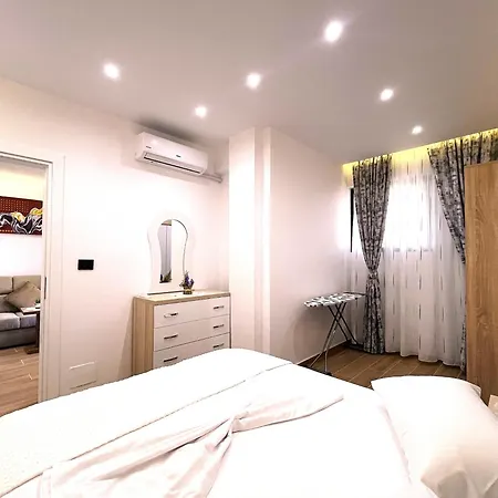 Апартаменты Kam In Lungomare Влёра