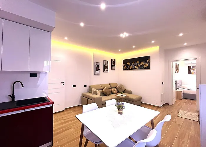 Kam In Lungomare Vlorë